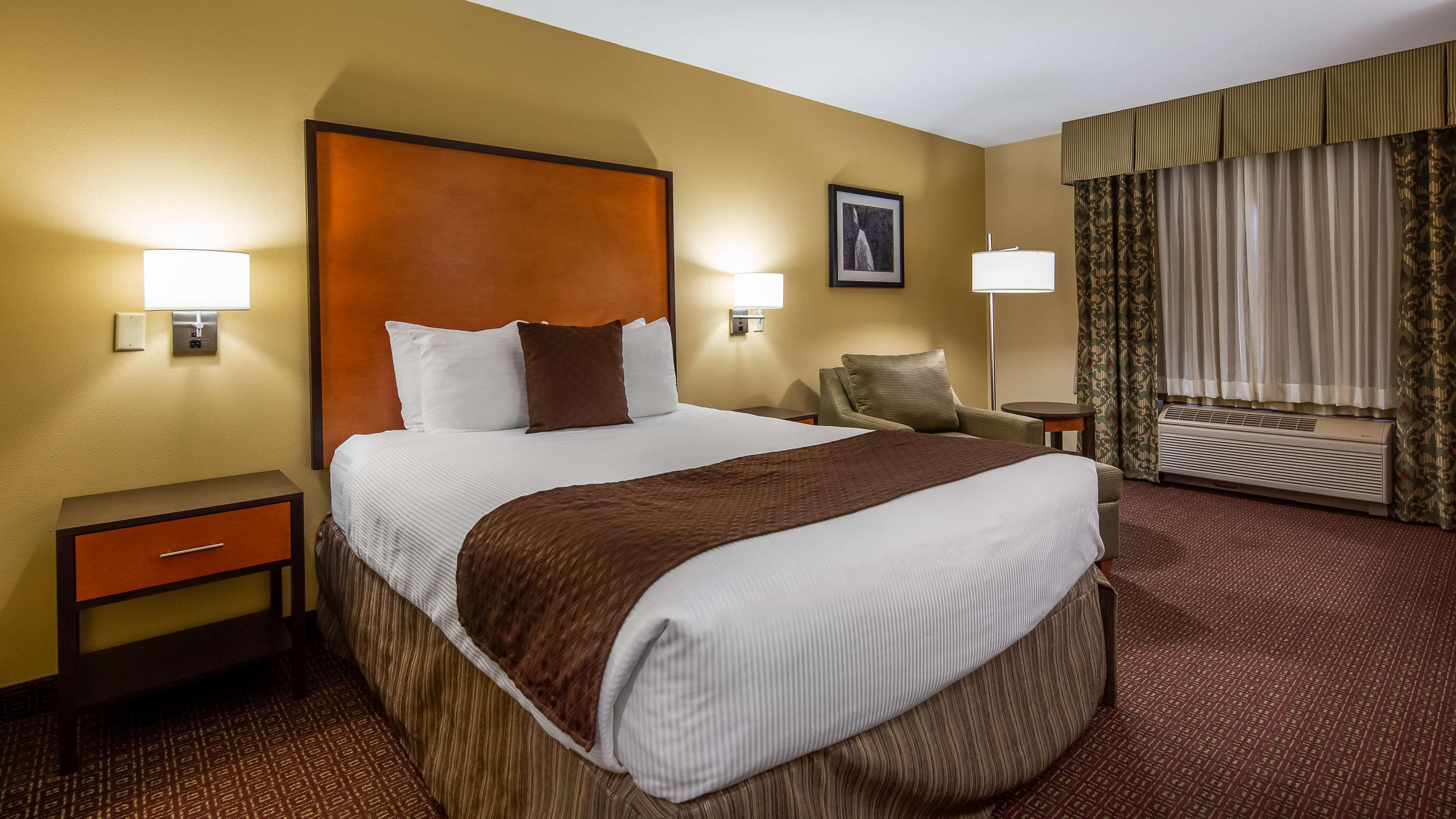 Best Western PLUS Cascade Inn&Suites Troutdale Exterior foto
