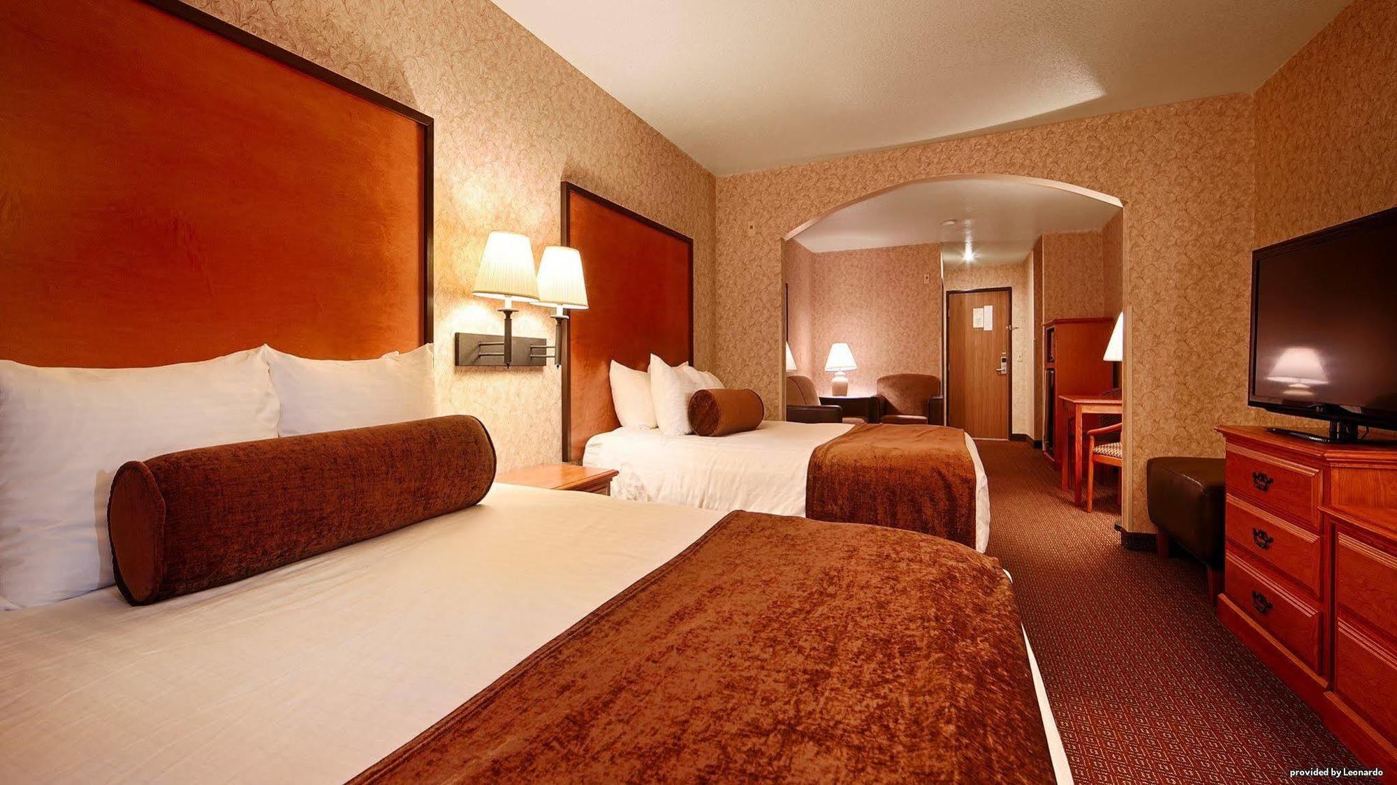 Best Western PLUS Cascade Inn&Suites Troutdale Exterior foto